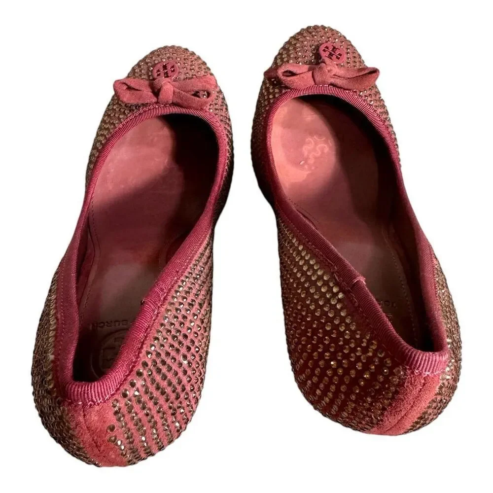 Tory Burch Phoenix Charm Pink Crystal Suede Pumps Size 8.5 Women's Party Heels
